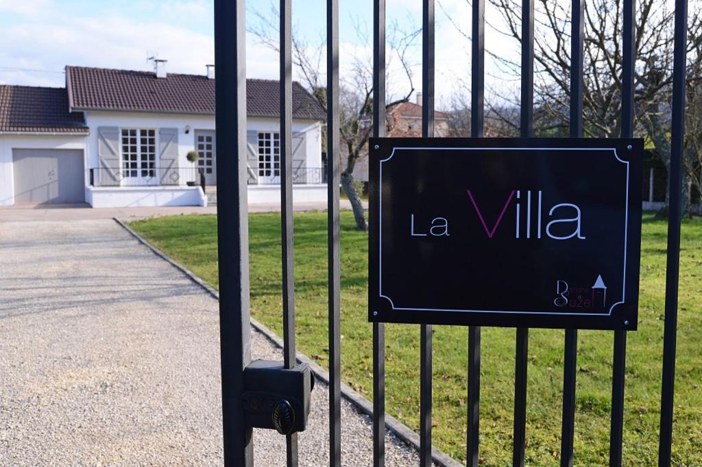 Les Villas Du Domaine De Suzel Vignieu Exterior photo
