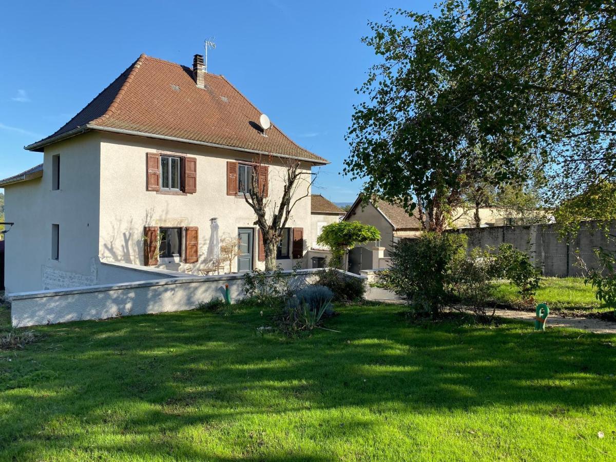 Les Villas Du Domaine De Suzel Vignieu Exterior photo